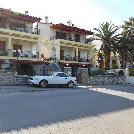 Melios Rooms Petalídhion Екстериор снимка