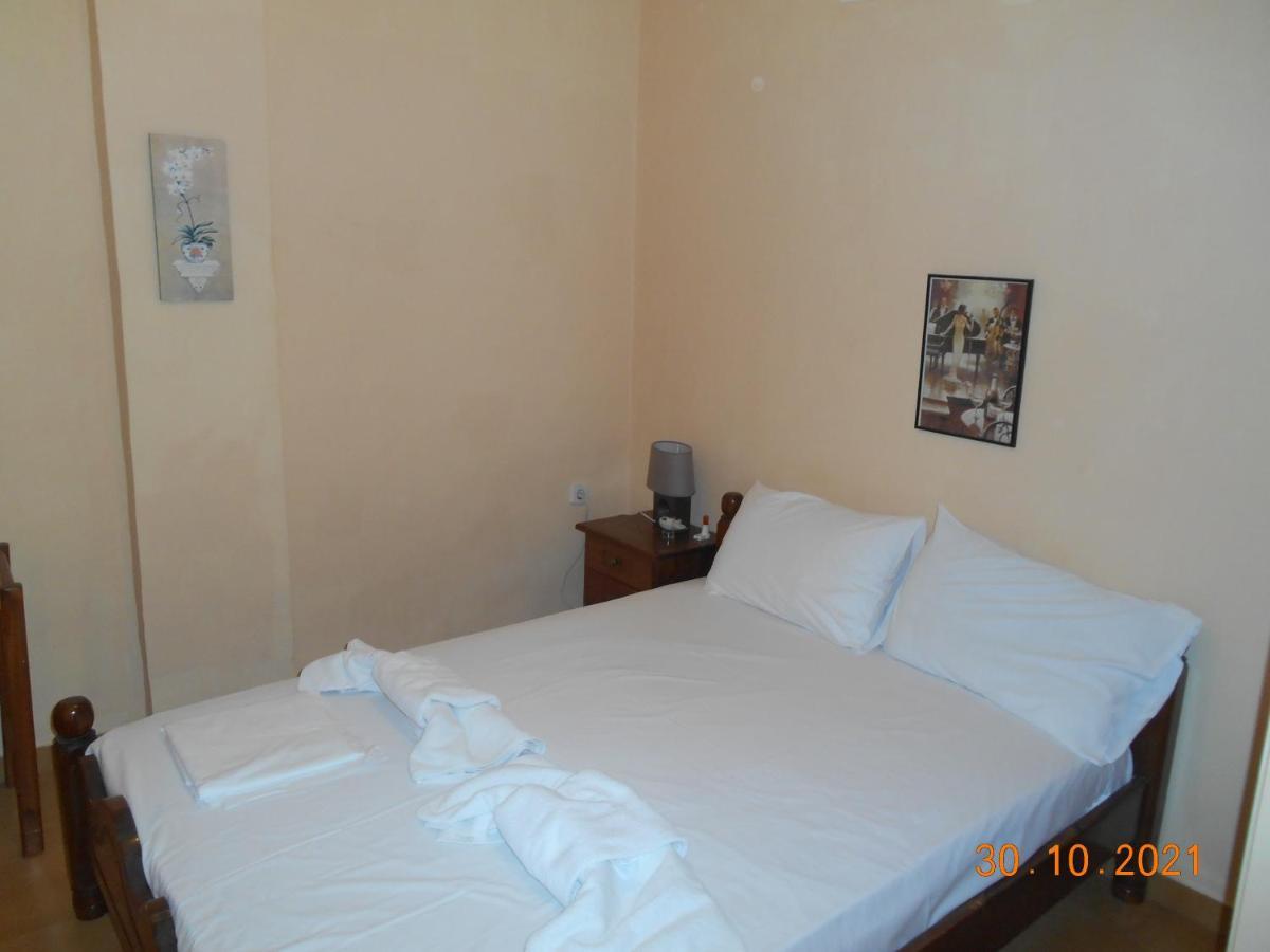 Melios Rooms Petalídhion Екстериор снимка