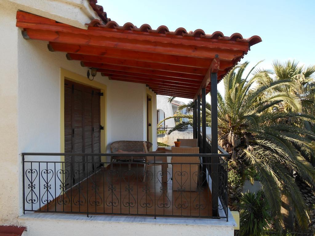 Melios Rooms Petalídhion Екстериор снимка