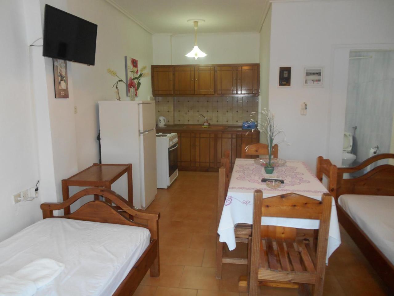Melios Rooms Petalídhion Екстериор снимка